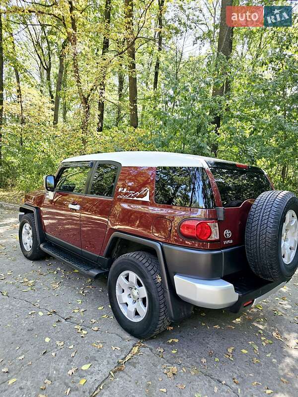 Внедорожник / Кроссовер Toyota FJ Cruiser 2008 в Тульчине фото 18 Внедорожник / Кроссовер Toyota FJ Cruiser 2008 в Тульчине