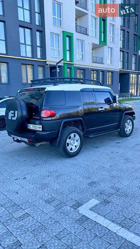 Внедорожник / Кроссовер Toyota FJ Cruiser 2008 в Львове фото 14 Внедорожник / Кроссовер Toyota FJ Cruiser 2008 в Львове