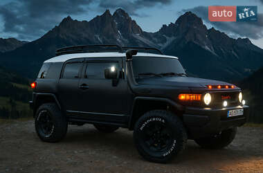 Позашляховик / Кросовер Toyota FJ Cruiser 2006 в Ужгороді