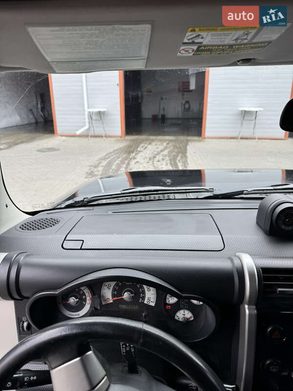 Внедорожник / Кроссовер Toyota FJ Cruiser 2008 в Сумах