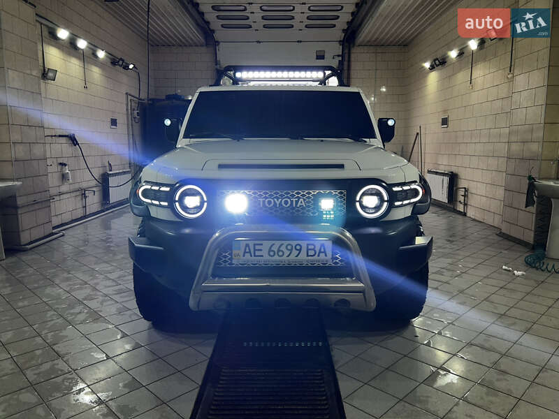 Внедорожник / Кроссовер Toyota FJ Cruiser 2008 в Краматорске фото 6 Внедорожник / Кроссовер Toyota FJ Cruiser 2008 в Краматорске