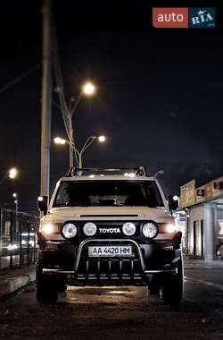 Внедорожник / Кроссовер Toyota FJ Cruiser 2008 в Киеве