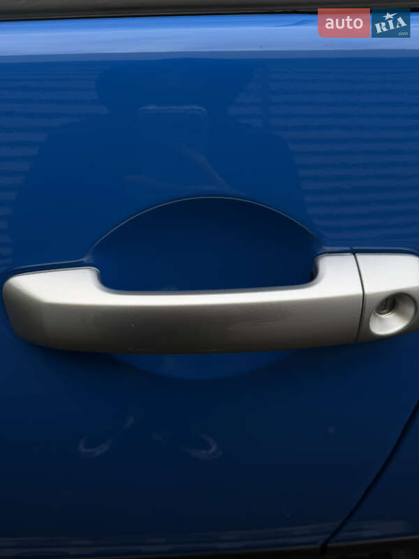 Внедорожник / Кроссовер Toyota FJ Cruiser 2006 в Полтаве фото 6 Внедорожник / Кроссовер Toyota FJ Cruiser 2006 в Полтаве