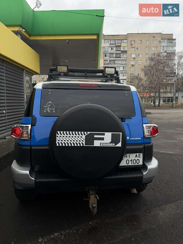 Внедорожник / Кроссовер Toyota FJ Cruiser 2006 в Полтаве фото 8 Внедорожник / Кроссовер Toyota FJ Cruiser 2006 в Полтаве