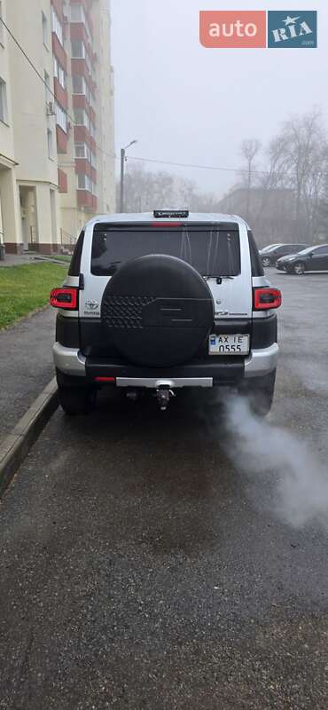 Позашляховик / Кросовер Toyota FJ Cruiser 2006 в Харкові