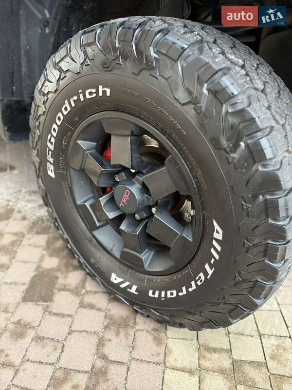 Позашляховик / Кросовер Toyota FJ Cruiser 2012 в Мукачевому фото 12 Позашляховик / Кросовер Toyota FJ Cruiser 2012 в Мукачевому