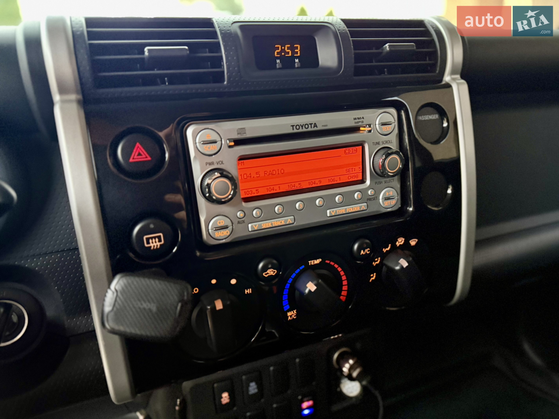 2012 Toyota FJ Cruiser - мініатюра 27