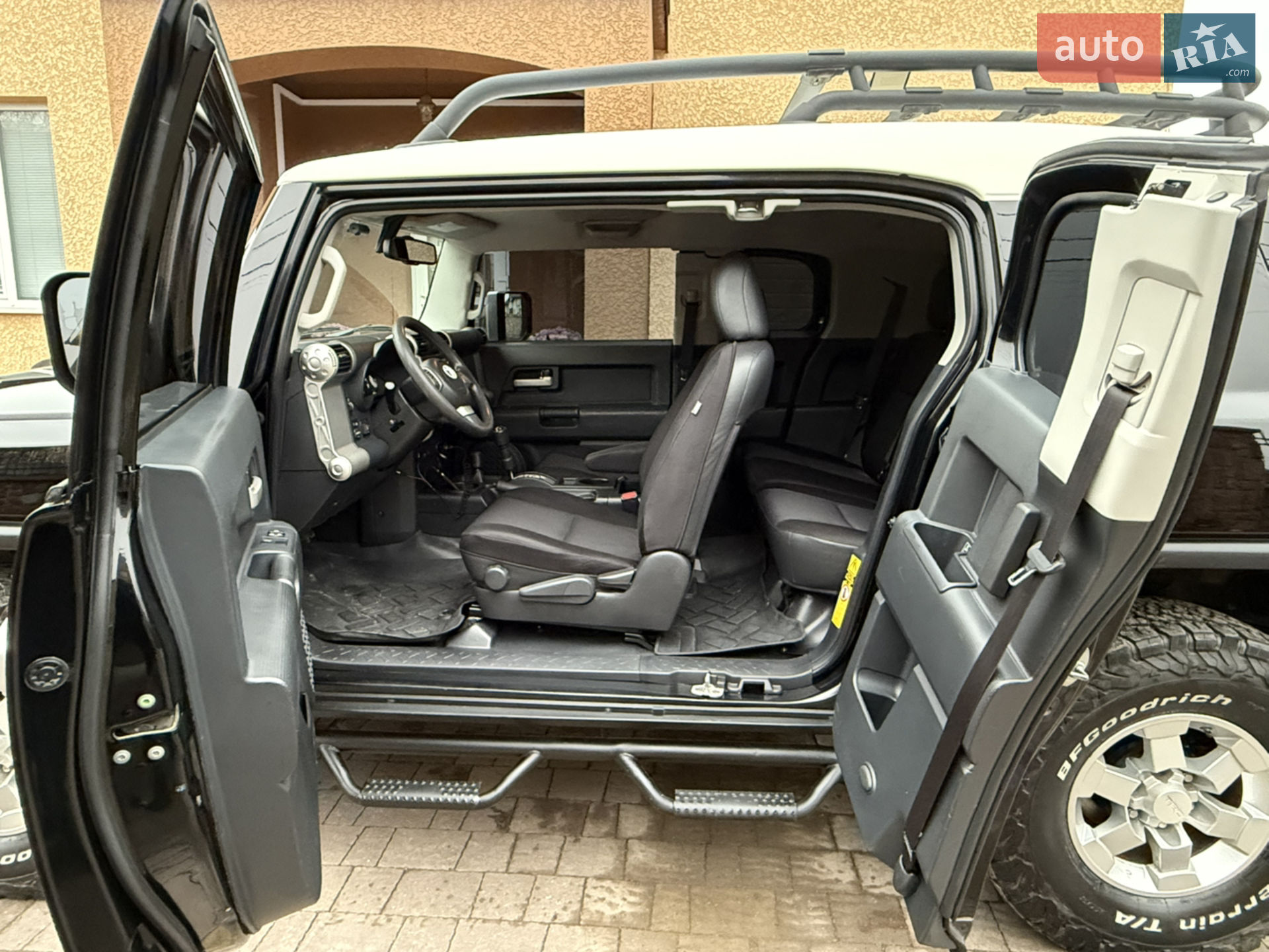 2012 Toyota FJ Cruiser - мініатюра 34