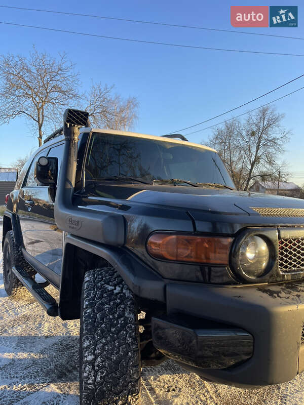 Позашляховик / Кросовер Toyota FJ Cruiser 2007 в Житомирі