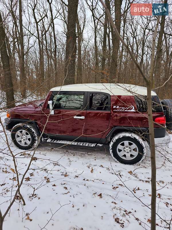 Позашляховик / Кросовер Toyota FJ Cruiser 2008 в Тульчині