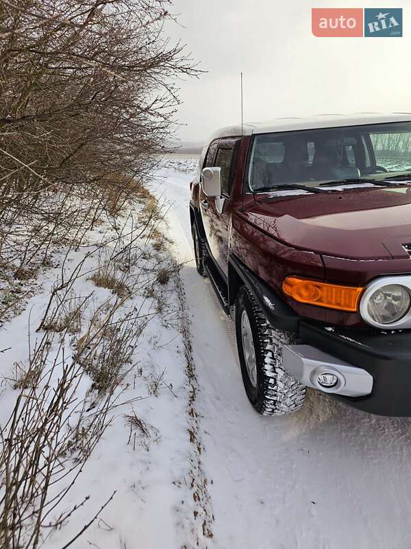 Позашляховик / Кросовер Toyota FJ Cruiser 2008 в Тульчині
