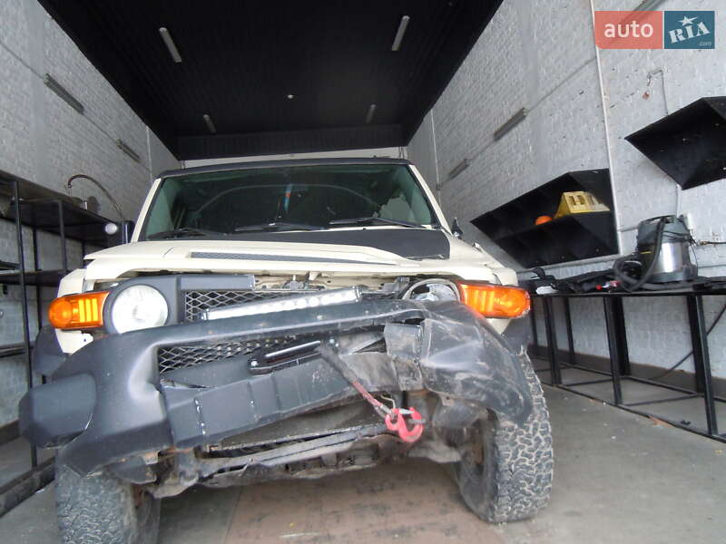 Внедорожник / Кроссовер Toyota FJ Cruiser 2008 в Луцке