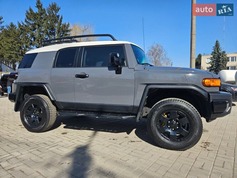 Внедорожник / Кроссовер Toyota FJ Cruiser 2007 в Тернополе
