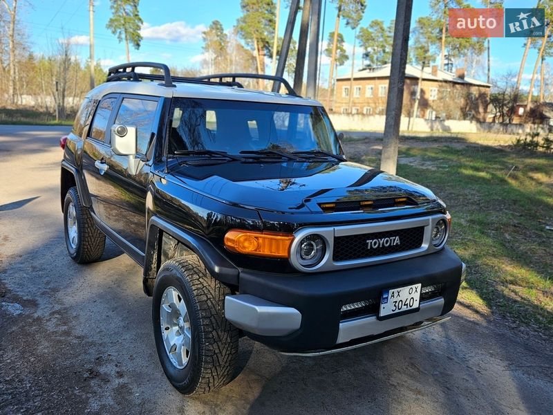 Toyota FJ Cruiser 2010
