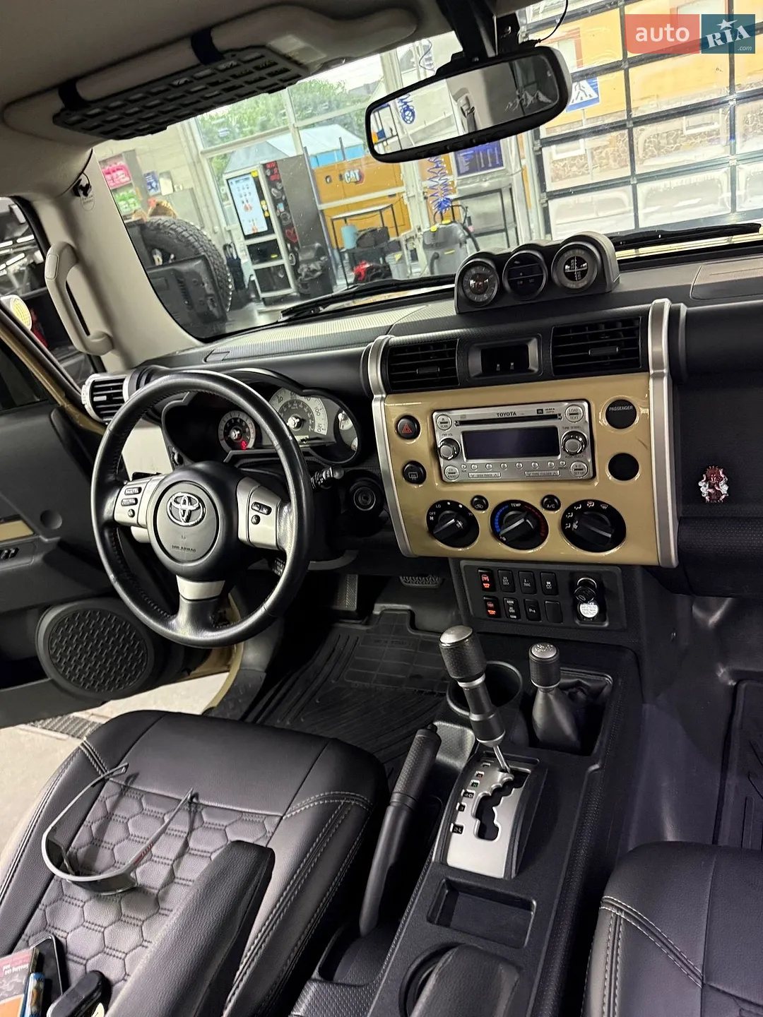 2012 Toyota FJ Cruiser - мініатюра 29