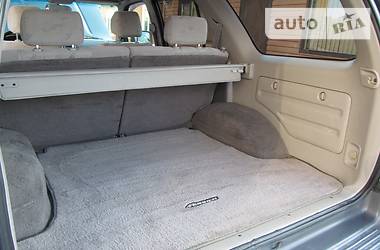 Внедорожник / Кроссовер Toyota Fortuner 2001 в 