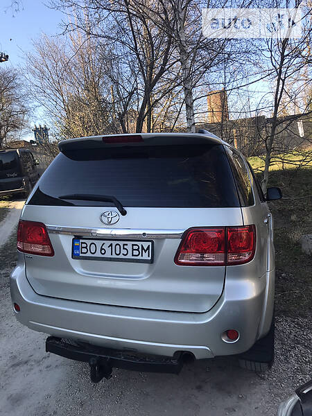 Позашляховик / Кросовер Toyota Fortuner 2005 в Тернополі фото 5 Позашляховик / Кросовер Toyota Fortuner 2005 в Тернополі