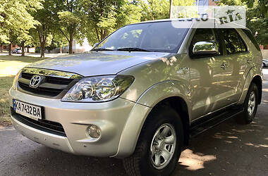 Внедорожник / Кроссовер Toyota Fortuner 2007 в Белой Церкви