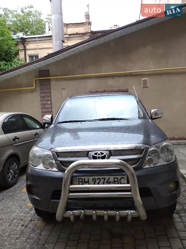 Toyota Fortuner 2007