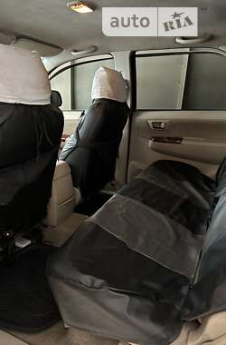 Внедорожник / Кроссовер Toyota Fortuner 2006 в 