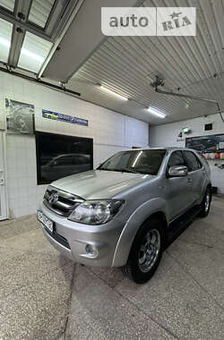 Внедорожник / Кроссовер Toyota Fortuner 2006 в Одессе