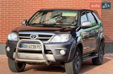 Позашляховик / Кросовер Toyota Fortuner 2006 в Одесі