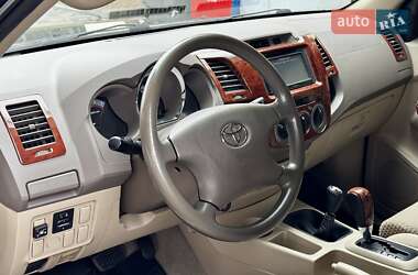 Внедорожник / Кроссовер Toyota Fortuner 2007 в Днепре