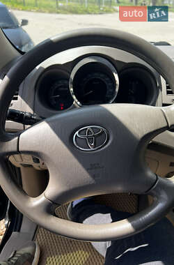 Позашляховик / Кросовер Toyota Fortuner 2007 в 