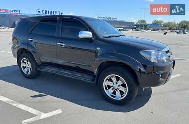Позашляховик / Кросовер Toyota Fortuner 2007 в Дніпрі
