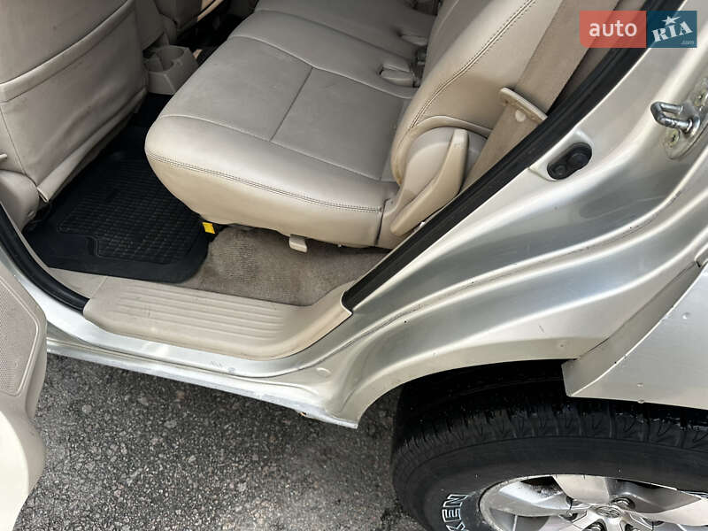 Позашляховик / Кросовер Toyota Fortuner 2007 в Києві