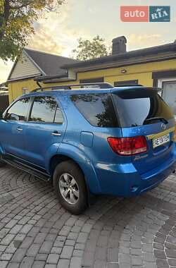 Внедорожник / Кроссовер Toyota Fortuner 2007 в 