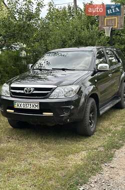 Позашляховик / Кросовер Toyota Fortuner 2007 в Харкові