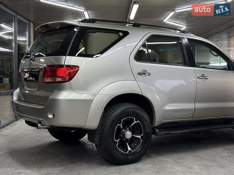Внедорожник / Кроссовер Toyota Fortuner 2007 в Одессе