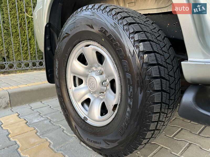 Позашляховик / Кросовер Toyota Fortuner 2008 в Кривому Розі