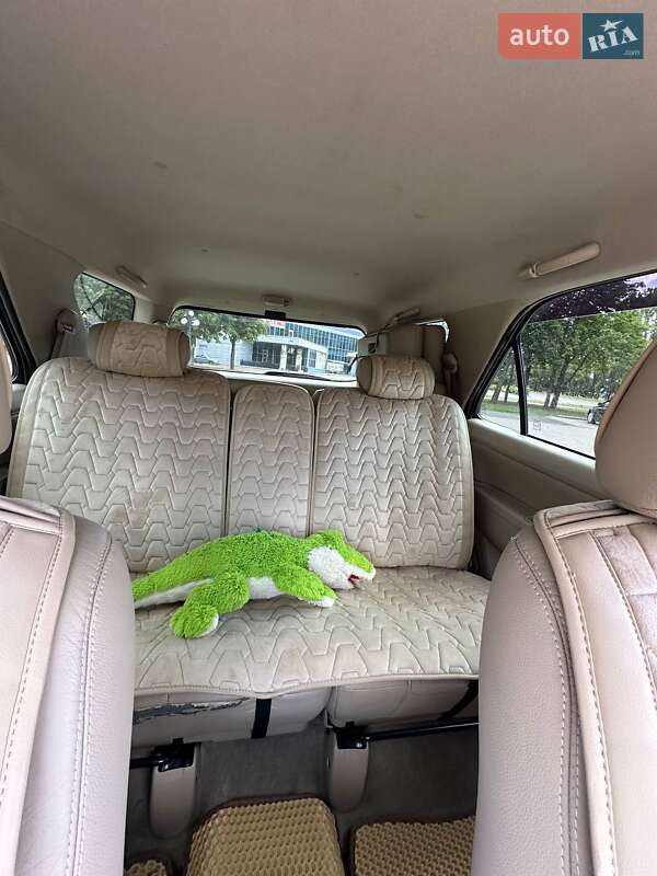 Позашляховик / Кросовер Toyota Fortuner 2008 в Кривому Розі