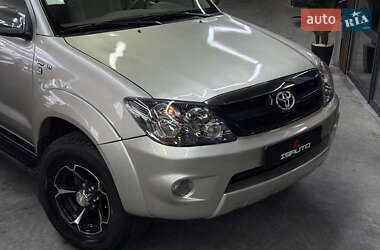 Внедорожник / Кроссовер Toyota Fortuner 2007 в 