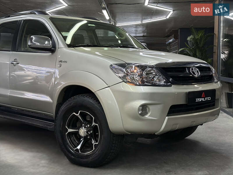 Внедорожник / Кроссовер Toyota Fortuner 2007 в Одессе