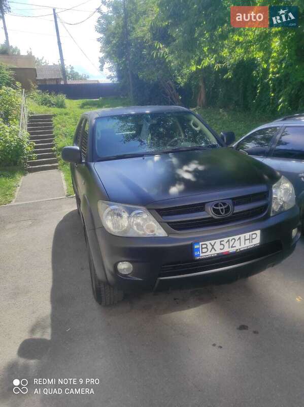 Позашляховик / Кросовер Toyota Fortuner 2008 в Харкові