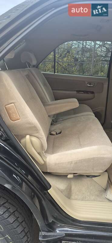 Внедорожник / Кроссовер Toyota Fortuner 2010 в Киеве