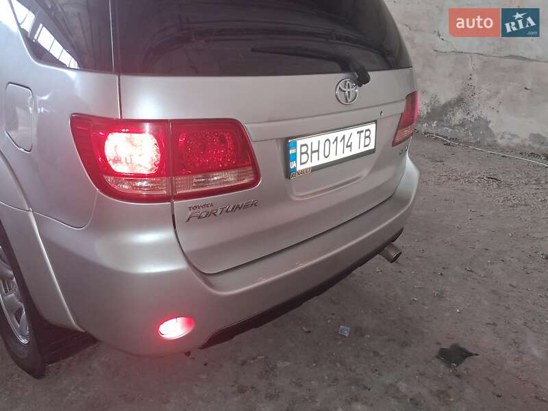 Позашляховик / Кросовер Toyota Fortuner 2007 в Одесі фото 9 Позашляховик / Кросовер Toyota Fortuner 2007 в Одесі