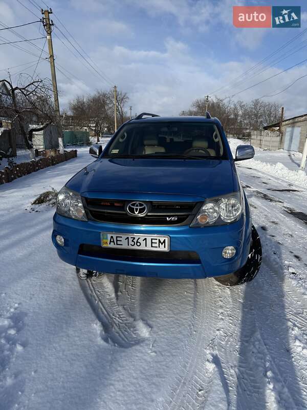 Toyota Fortuner 2007