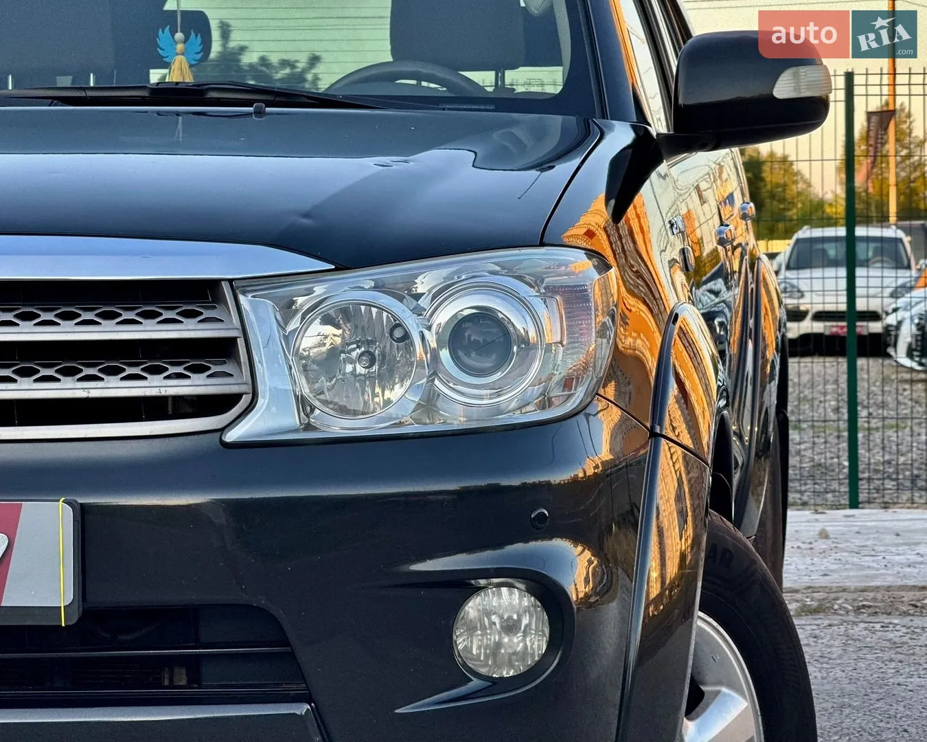 2010 Toyota Fortuner - мініатюра 59