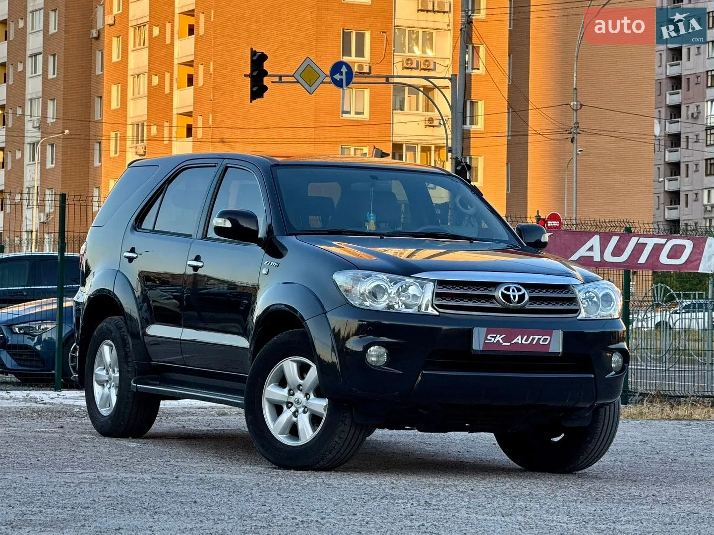 2010 Toyota Fortuner - мініатюра 64
