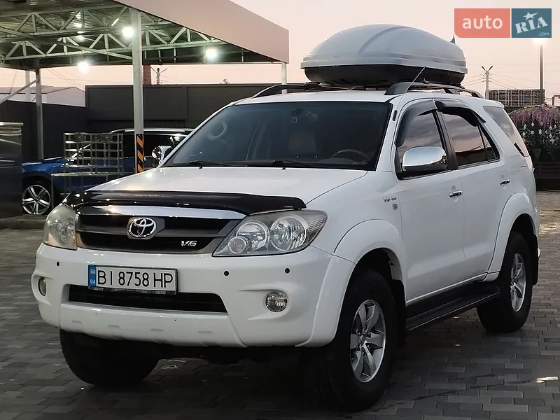 Toyota Fortuner 2008