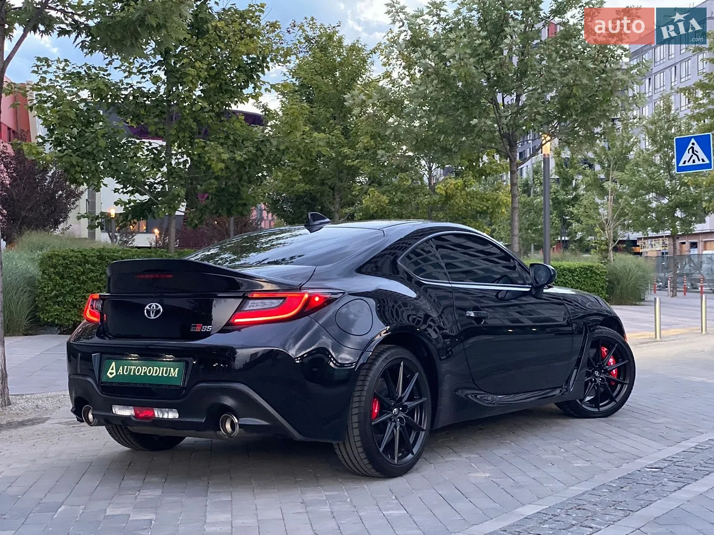 2024 Toyota GR86 - мініатюра 11