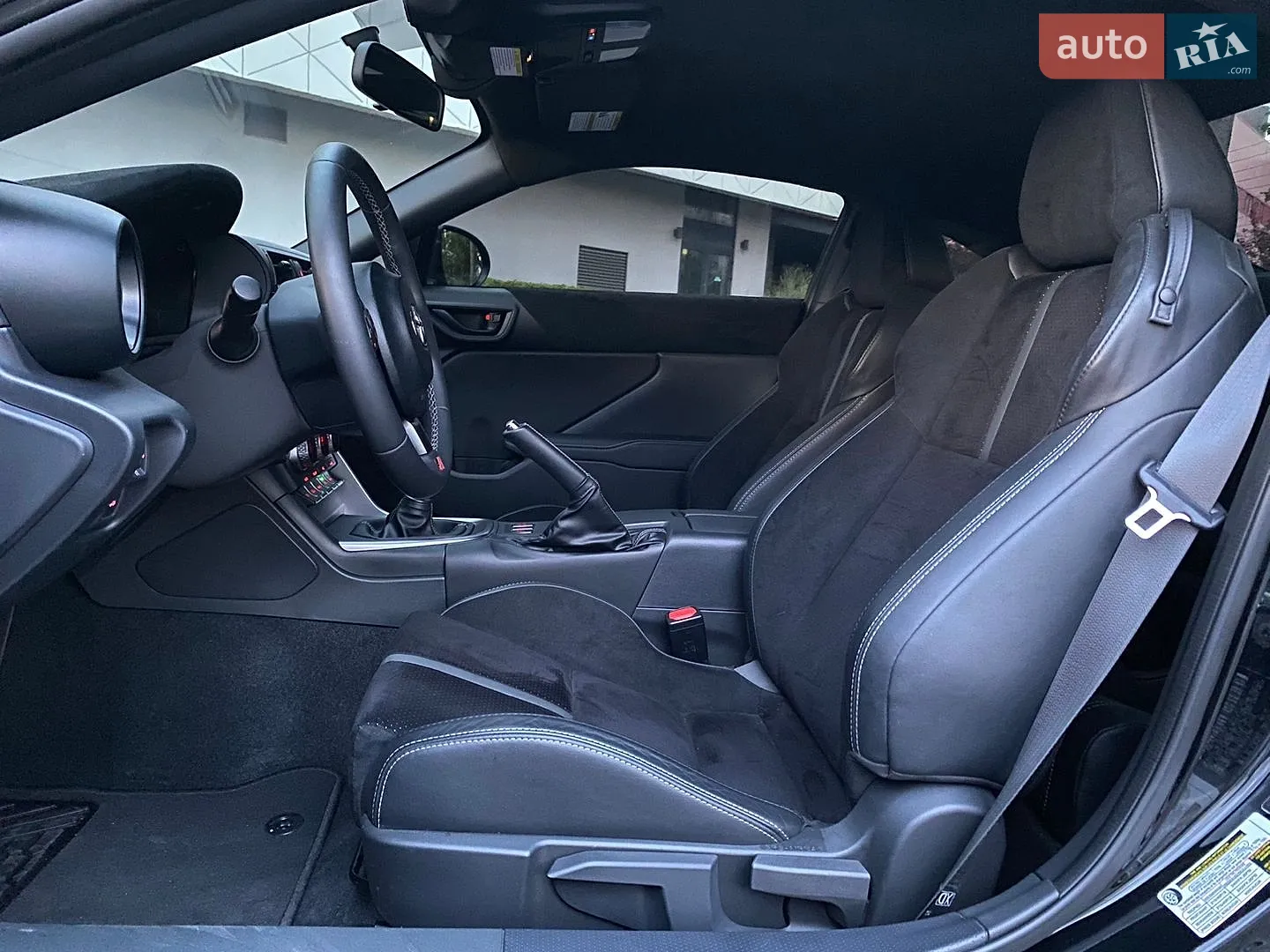 2024 Toyota GR86 - мініатюра 21