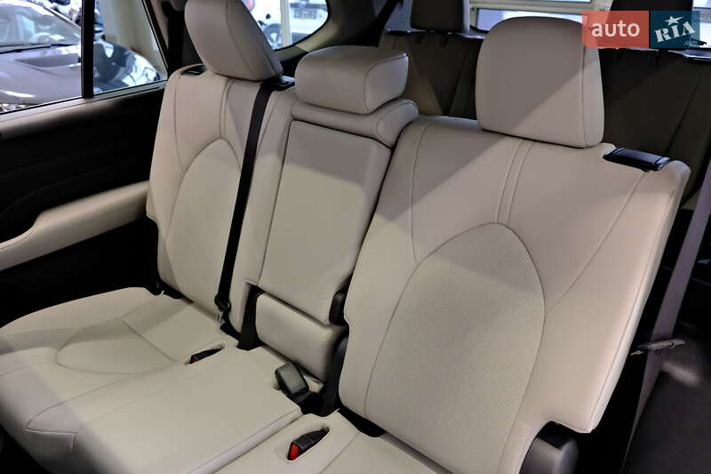 Позашляховик / Кросовер Toyota Grand Highlander 2023 в Одесі