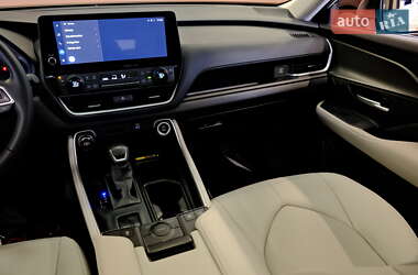 Внедорожник / Кроссовер Toyota Grand Highlander 2023 в Одессе