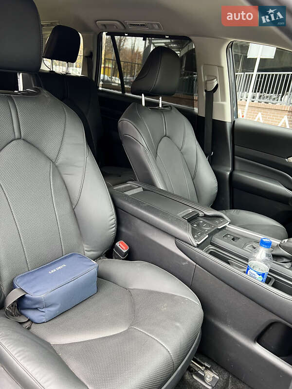 Внедорожник / Кроссовер Toyota Grand Highlander 2023 в Киеве