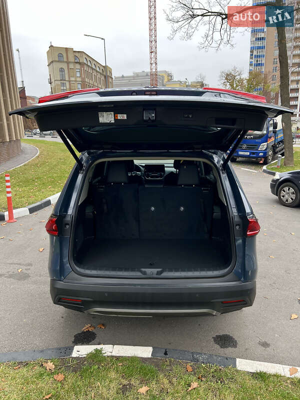 Внедорожник / Кроссовер Toyota Grand Highlander 2023 в Киеве